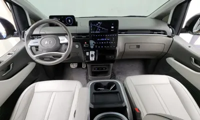 Hyundai Staria 2022, 39330 км, за 31788.05 USD - фото 7