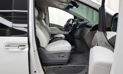 Hyundai Staria 2022, 39330 км, за 31788.05 USD - фото 11