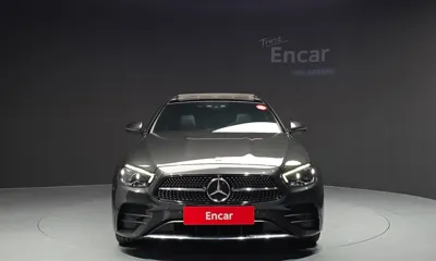 Mercedes-Benz E-Class 2022, 47264 км, за 30255.2 USD