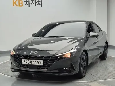 Hyundai Avante 2023, 53151 км, за 10879.48 USD
