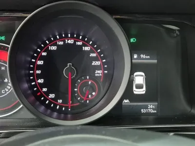 Hyundai Avante 2023, 53151 км, за 10879.48 USD - фото 8