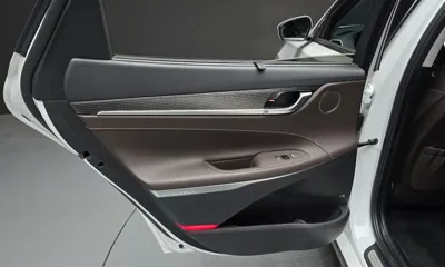Hyundai Grandeur 2018, 79459 км, за 11921.83 USD - фото 25
