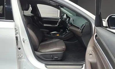 Hyundai Grandeur 2018, 79459 км, за 11921.83 USD - фото 26