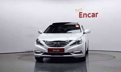 Hyundai Sonata 2013, 169075 км, за 2599.35 USD