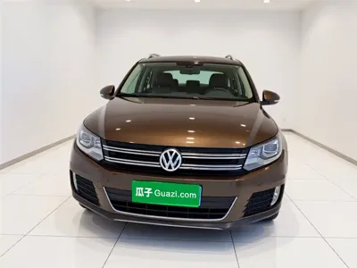 Volkswagen Tiguan 2015, 119200 км, за 4426.77 USD