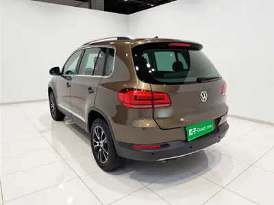 Volkswagen Tiguan 2015, 119200 км, за 4426.77 USD