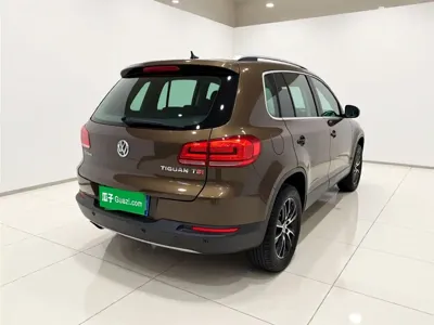 Volkswagen Tiguan 2015, 119200 км, за 4401.8 USD - фото 6