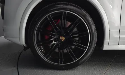 Porsche Cayenne 2017, 85057 км, за 27627.89 USD