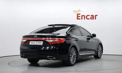 Hyundai Grandeur 2014, 227655 км, за 3190.73 USD