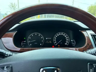 Hyundai Equus 2010, 372000 км, за 3575.37 USD - фото 14