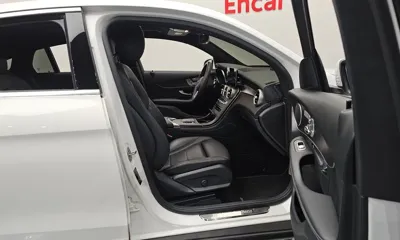 Mercedes-Benz GLC-Class 2020, 95292 км, за 22009.5 USD - фото 26