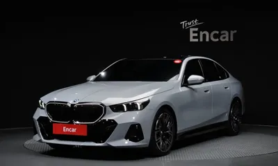 BMW 5-Series · 2026 год