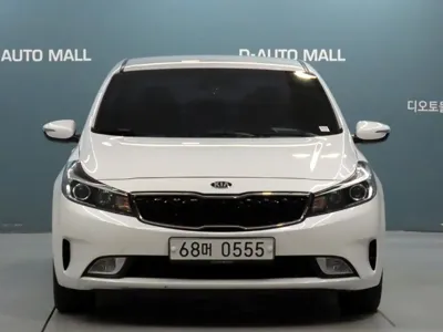 Kia K3 2016, 71350 км, за 5407.17 USD