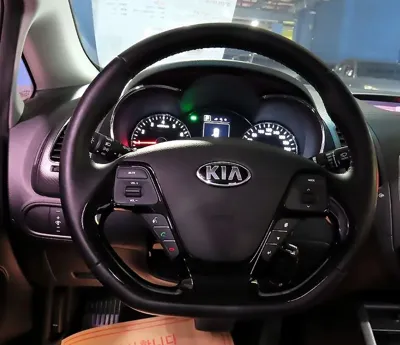 Kia K3 2016, 71350 км, за 5407.17 USD