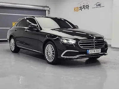 Mercedes-Benz E-Class 2021, 71531 км, за 23779.32 USD