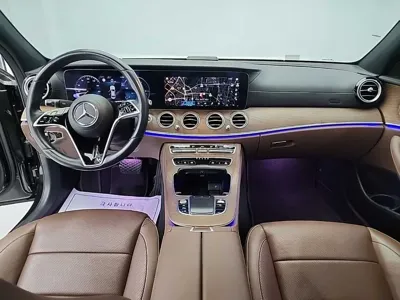 Mercedes-Benz E-Class 2021, 71531 км, за 23779.32 USD - фото 7