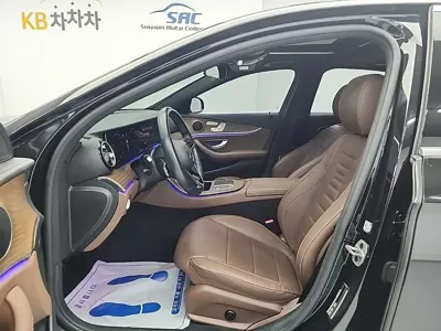 Mercedes-Benz E-Class 2021, 71531 км, за 23779.32 USD - фото 11