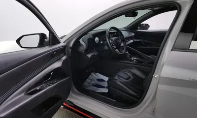 Hyundai Avante 2022, 77526 км, за 13787.44 USD - фото 10