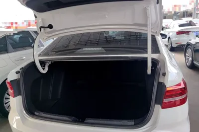 Volkswagen Lavida 2018, 77300 км, за 9693 USD - фото 22