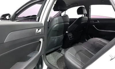 Hyundai Sonata 2018, 61247 км, за 9035.95 USD - фото 11