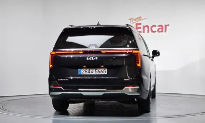 Kia Canival 2026, 8420 км, за 32461.65 USD