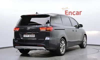 Kia Canival 2017, 148979 км, за 7667.91 USD