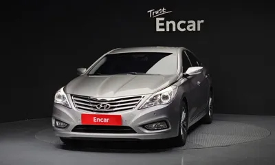 Hyundai Grandeur 2012, 142394 км, за 2331.84 USD