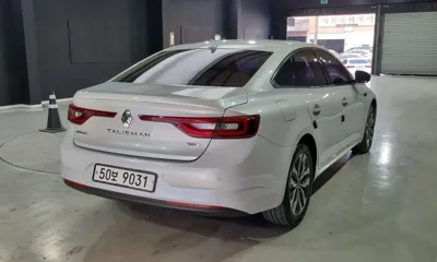 Renault-KoreaSamsung SM6 2016, 122000 км, за 3973.94 USD
