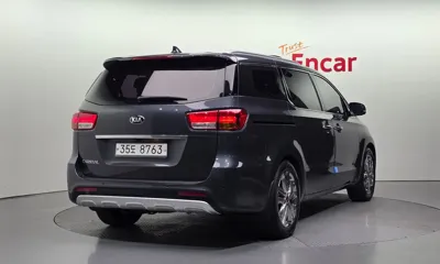 Kia Canival 2015, 174181 км, за 6498.62 USD