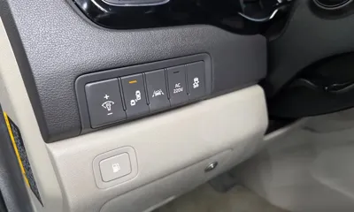 Kia Canival 2015, 174181 км, за 6498.62 USD - фото 13