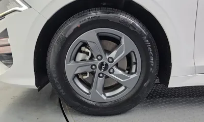 Kia K5 2022, 42351 км, за 11684.39 USD