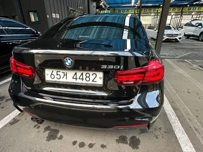 BMW 3-Series 2018, 111000 км, за 12295.09 USD