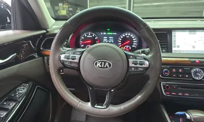 Kia K7 2017, 89231 км, за 5807.94 USD - фото 13