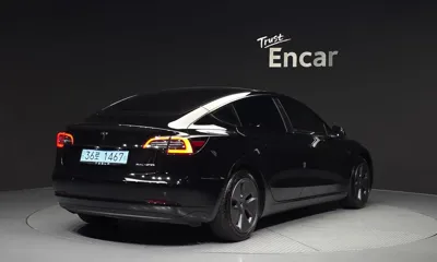 Tesla Model 3 2021, 28668 км, за 21498.38 USD