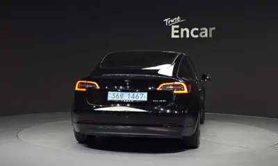 Tesla Model 3 2021, 28668 км, за 21498.38 USD