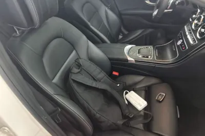 Mercedes-Benz C-Class 2021, 68800 км, за 22849 USD - фото 25