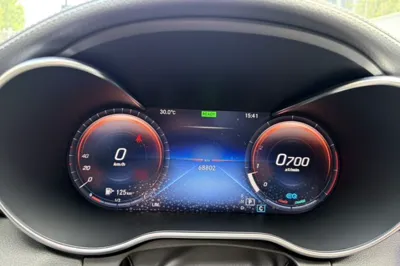 Mercedes-Benz C-Class 2021, 68800 км, за 22849 USD - фото 36