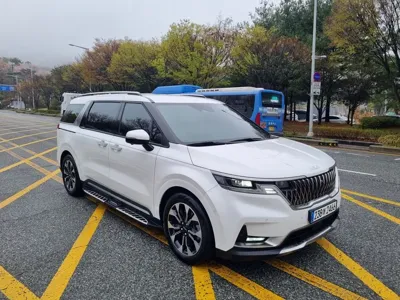 Kia Canival 2023, 22096 км, за 18708.15 USD