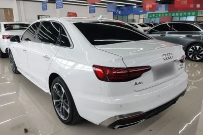 Audi A4L 2020, 70500 км, за 20264 USD
