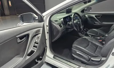 Hyundai Avante 2014, 139676 км, за 2781.45 USD - фото 11