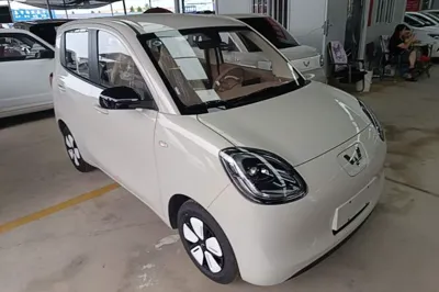 Wuling Hongguang MINIEV 2025, 100 км, за 7684 USD