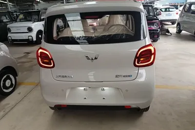 Wuling Hongguang MINIEV 2025, 100 км, за 7684 USD