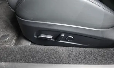 Tesla Model 3 2024, 36931 км, за 37416.31 USD - фото 31