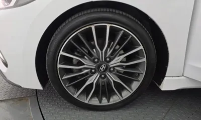 Hyundai Avante 2017, 141626 км, за 6541.13 USD