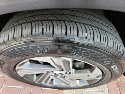 Hyundai Santafe 2023, 22780 км, за 17907.14 USD