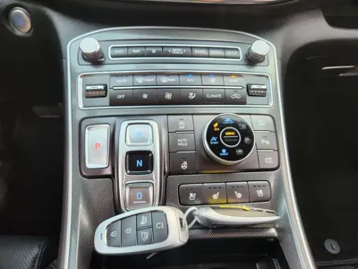 Hyundai Santafe 2023, 22780 км, за 17907.14 USD - фото 12