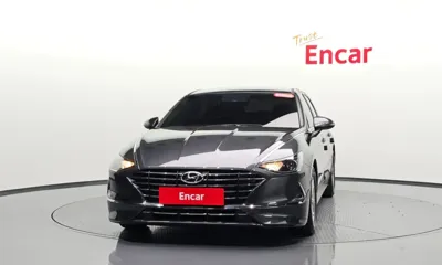 Hyundai Sonata 2022, 117977 км, за 8586.73 USD