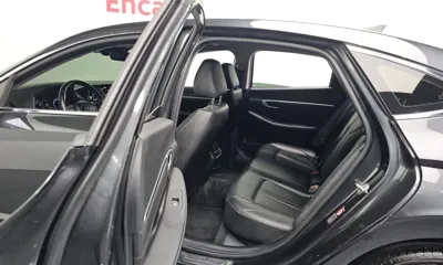 Hyundai Sonata 2022, 117977 км, за 8586.73 USD - фото 12