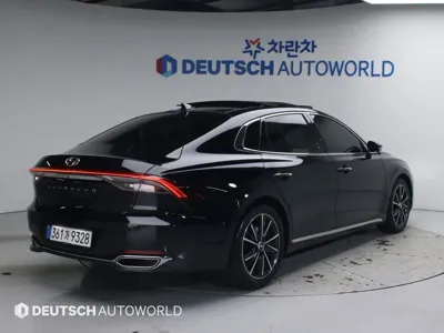 Hyundai Grandeur 2022, 122268 км, за 15165.55 USD