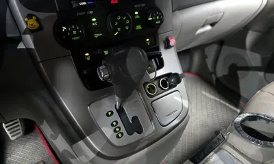 Kia Canival 2011, 263466 км, за 2598.16 USD - фото 9